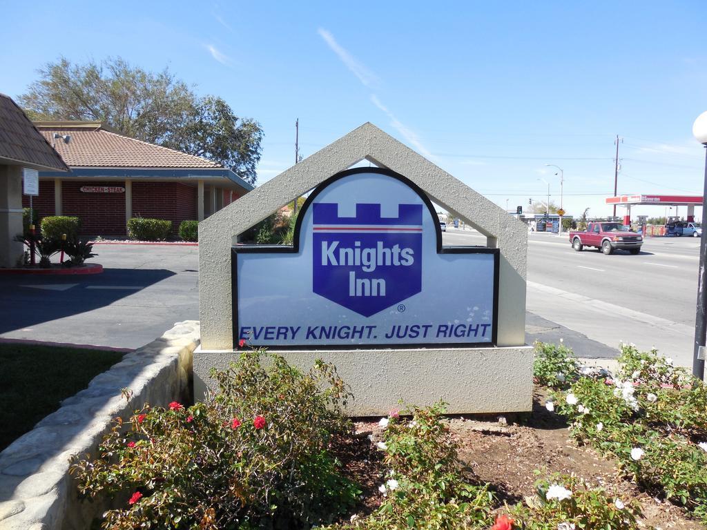 Knights Inn Palmdale Esterno foto